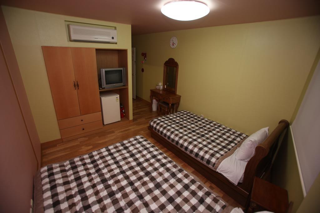 Hostel Lyndon Jeju Room photo