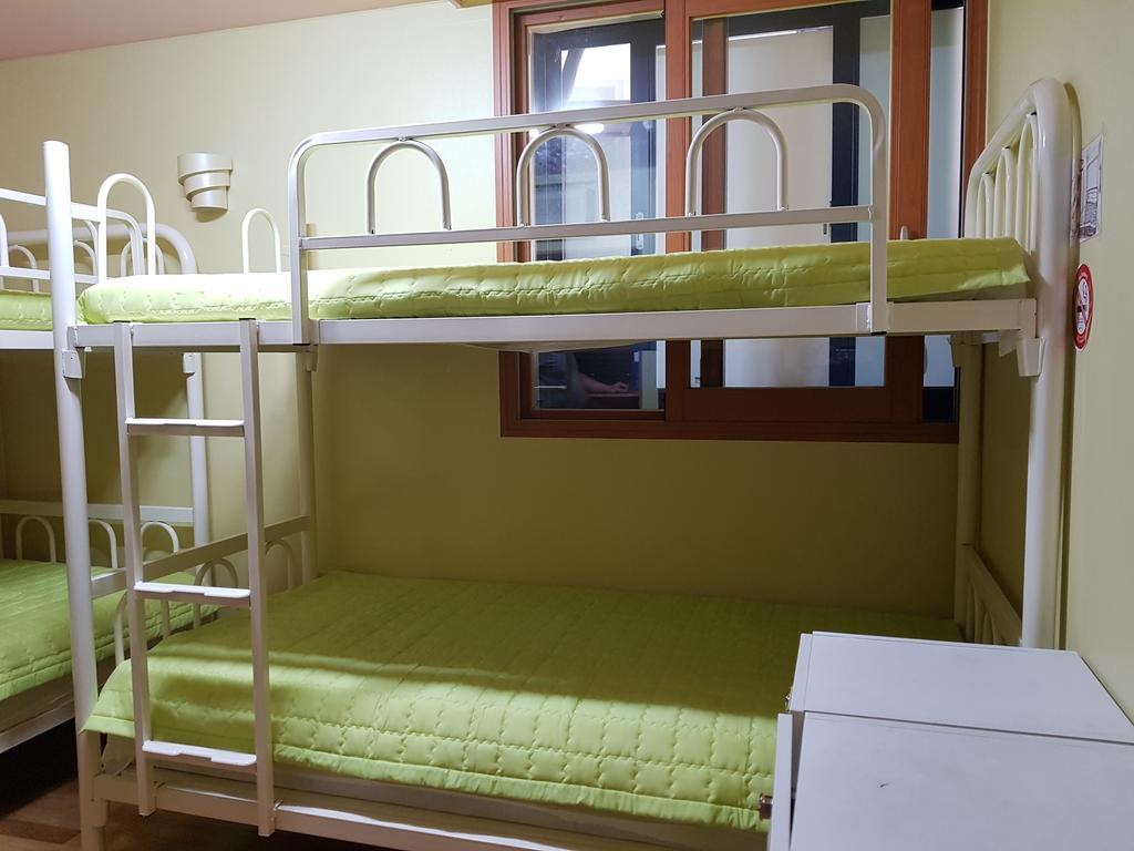 Hostel Lyndon Jeju Exterior photo